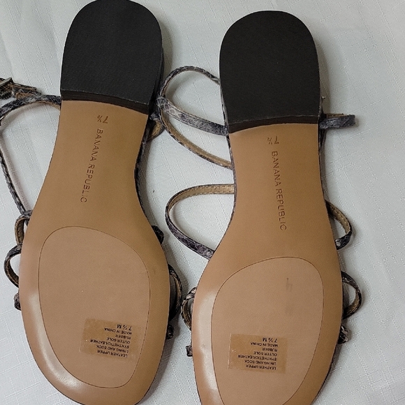 Banana Republic Snakeskin Print  Sandals Elegant Summer Style Size7.5 - Picture 3 of 7